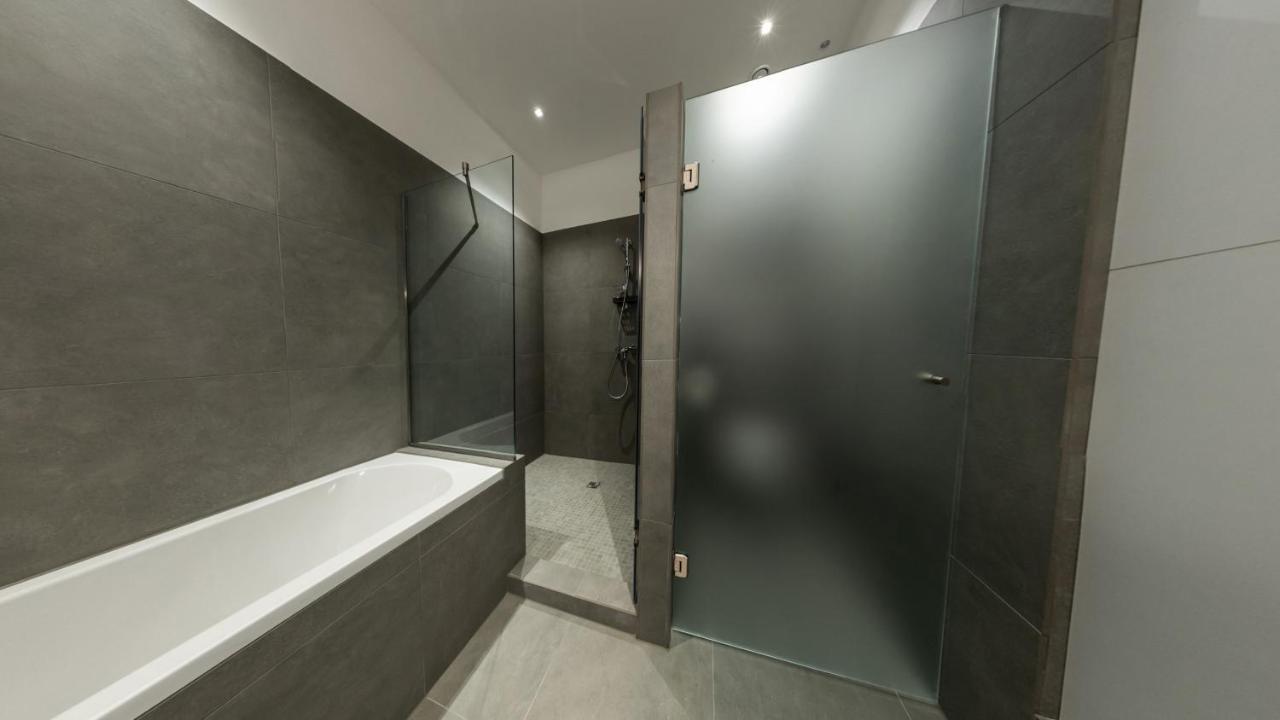 Bpr Downtown Gemstone Apartments Budapeste Exterior foto